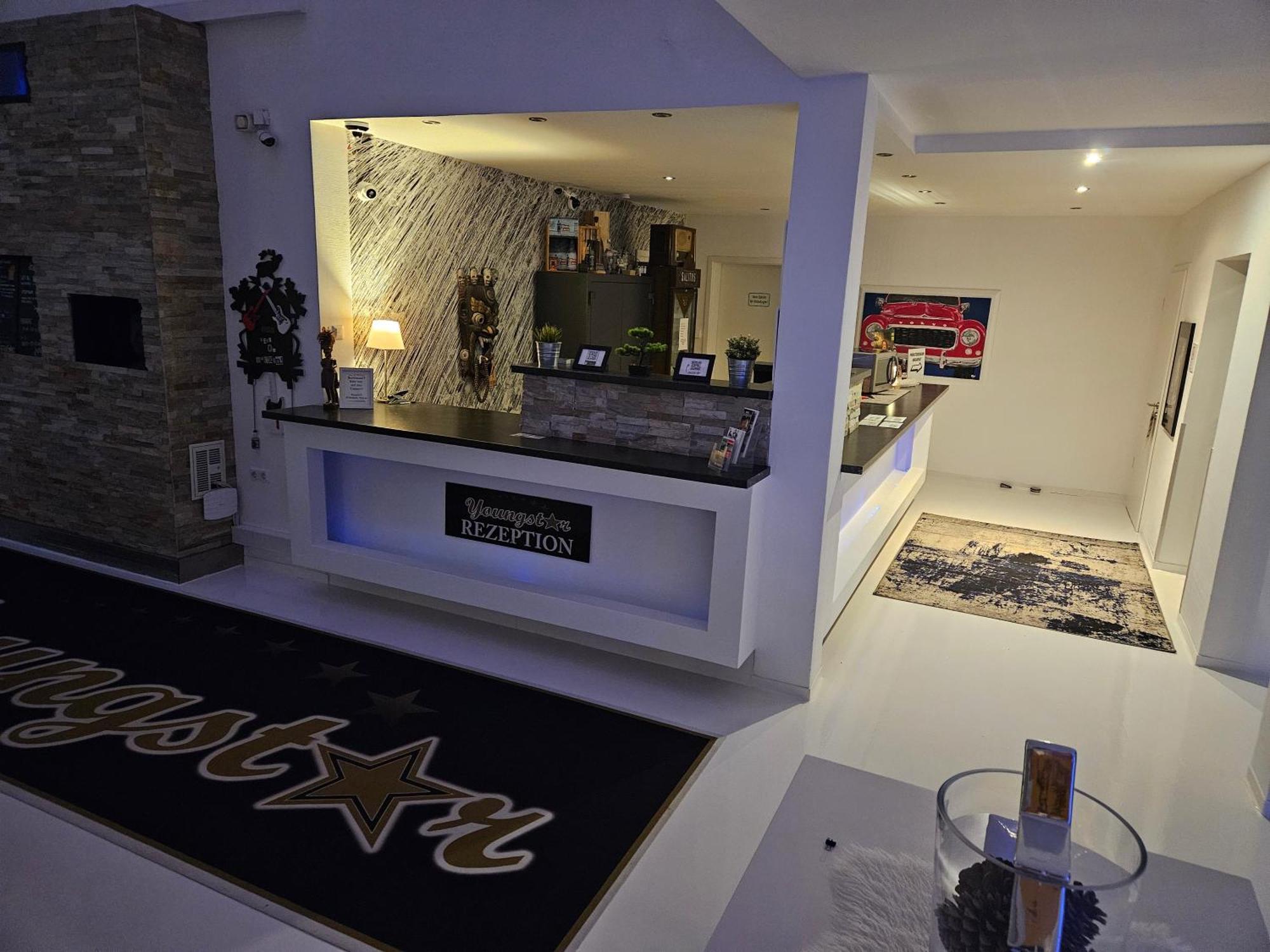 Designhotel Youngstar MHG Kültér fotó